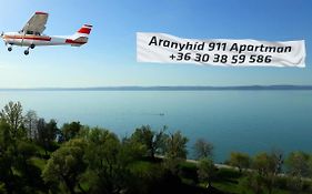 Aranyhid 911 Apartman